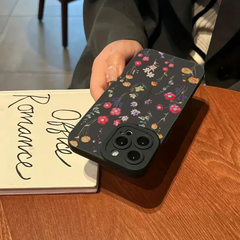 Blütenzauber Kollektion – Schlichte & stilvolle Handyhüllen mit Blumenmuster